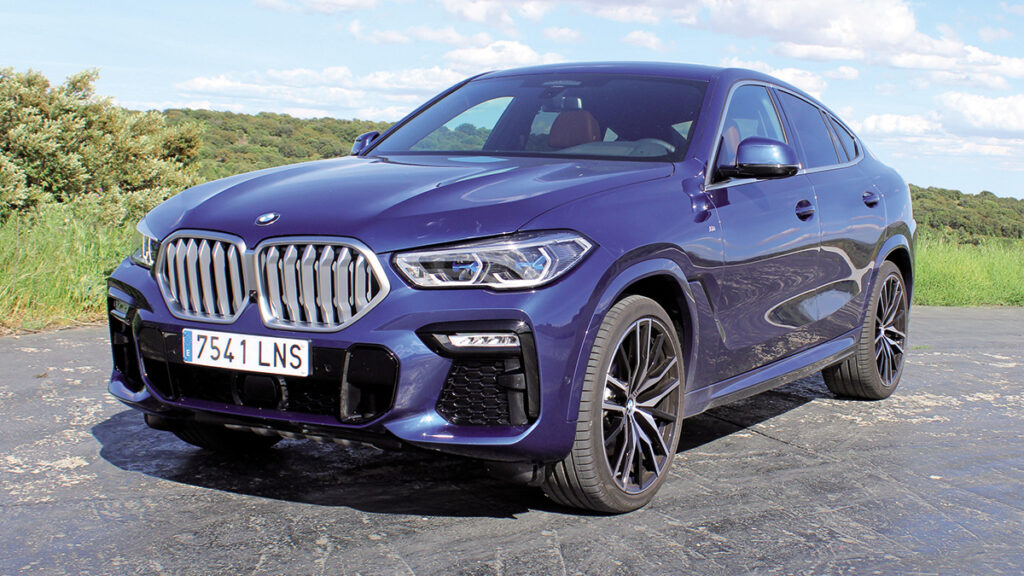 BMW X6 azul frontal