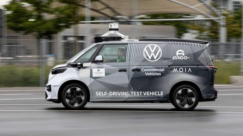 volkswagen-id-buzz-ad