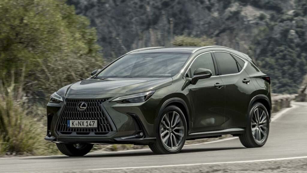 Lexus NX 2021