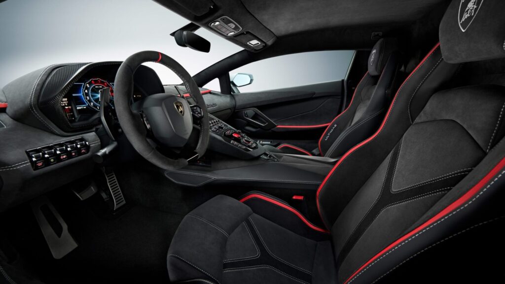 Lamborghini Aventador