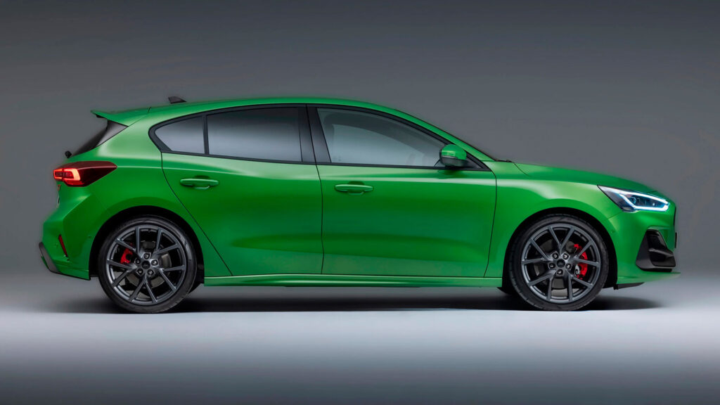 ford-focus-st-2022