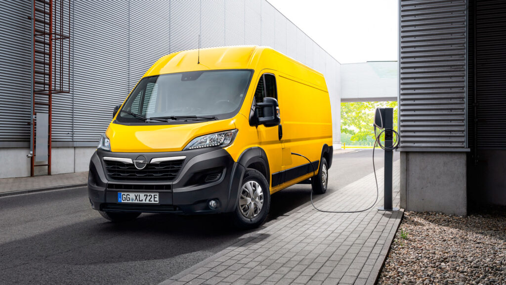 opel-movano-2022