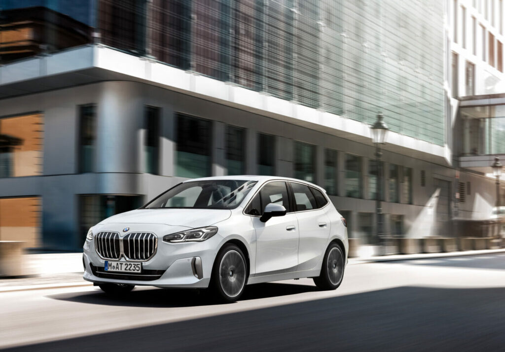 Nuevo BMW Serie 2 Active Tourer: más moderno, tecnológico y con nuevas versiones híbridas enchufables