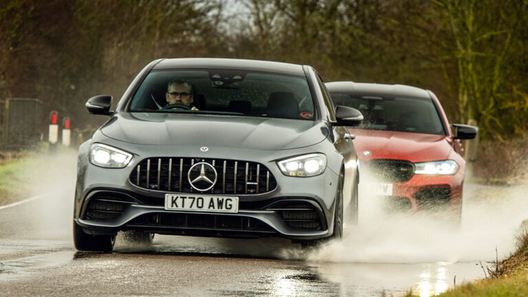 bmw M5 vs Mercedes AMg e63 1