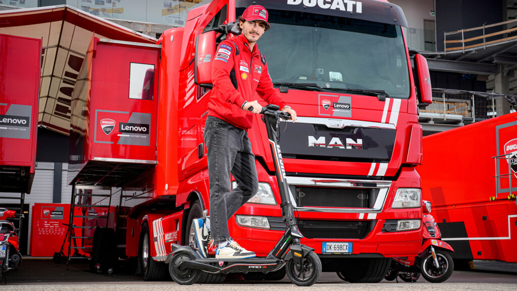 Nuevo Ducati PRO-III: así es el patinete eléctrico más sofisticado de la firma italiana