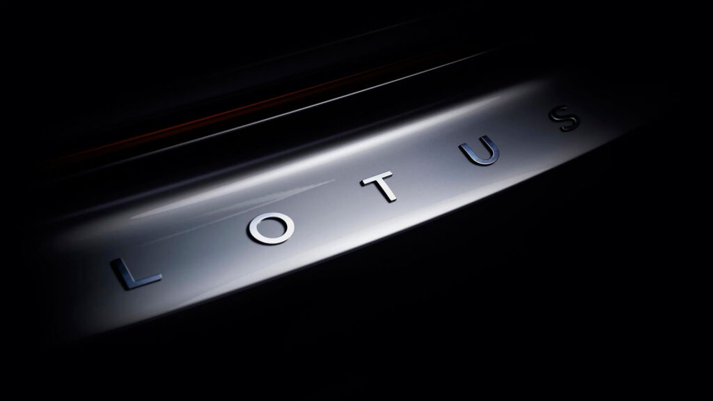 lotus-suv-type-132