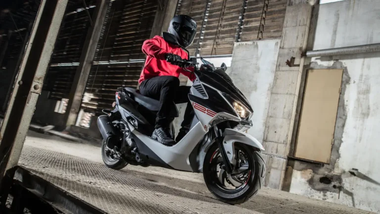 Malaguti Mission 125.jpg