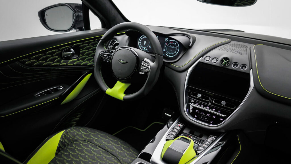 aston-martin-dbx-mansory