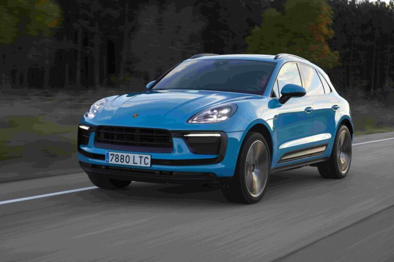 PORSCHE MACAN 22 1