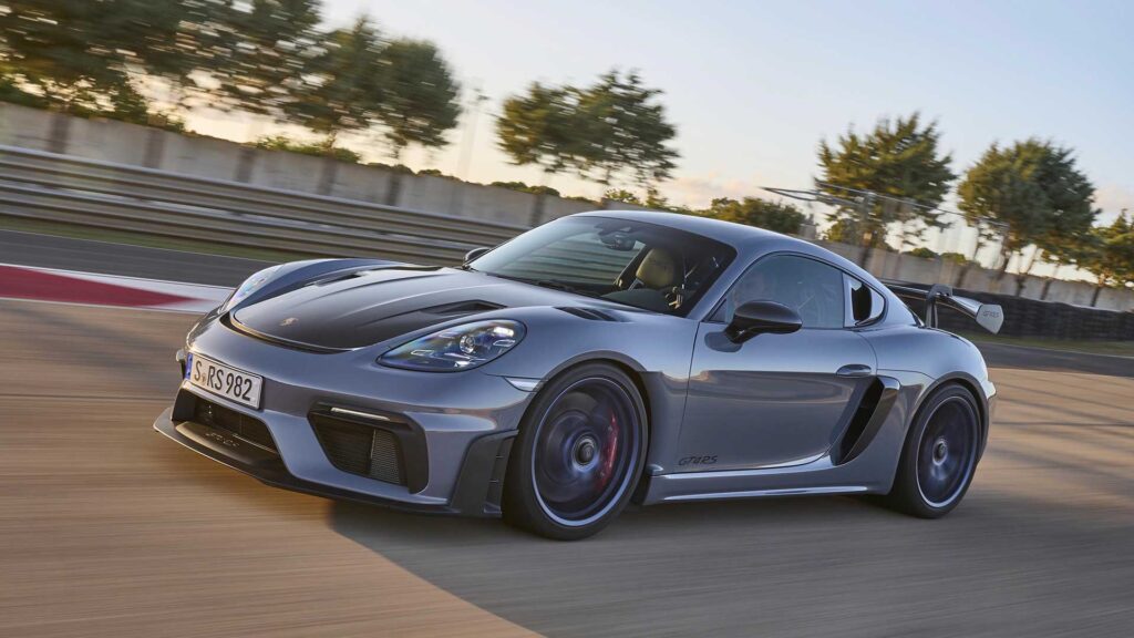 porsche-718-cayman-gt4-rs