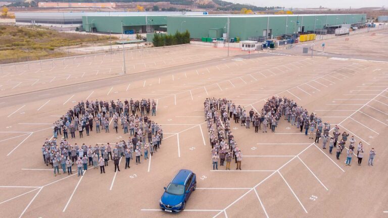 renault megane 5 millones