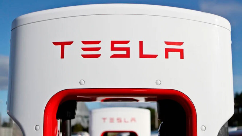 tesla prueba-piloto-supercargadores