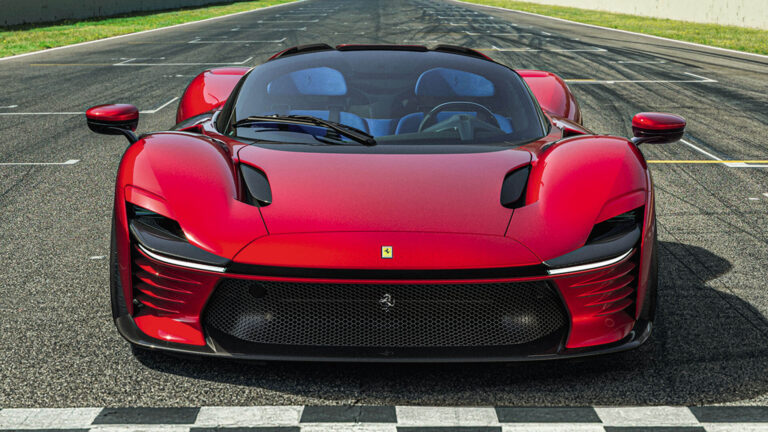 Ferrari Daytona SP3 01 1 copia