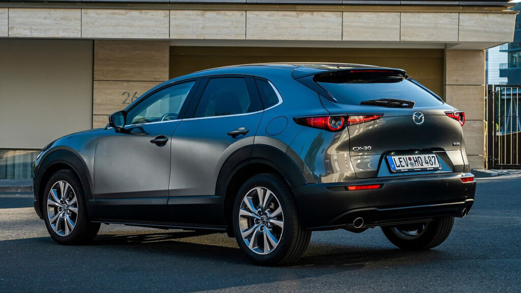 Mazda CX-30 trasera