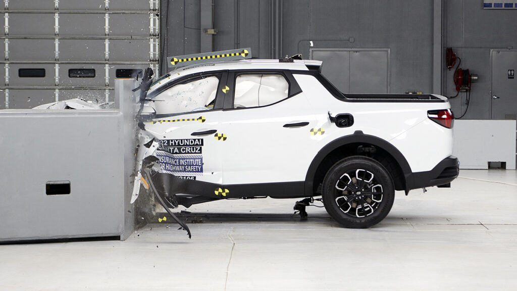 Hyundai Santa Cruz Crash Test