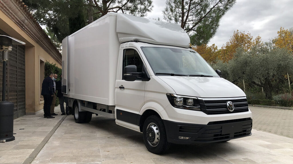 volkswagen crafter box 35