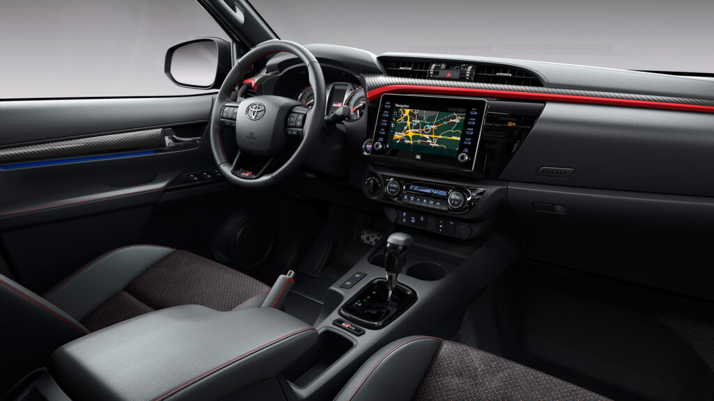 toyota-hilux-gr-sport-2022