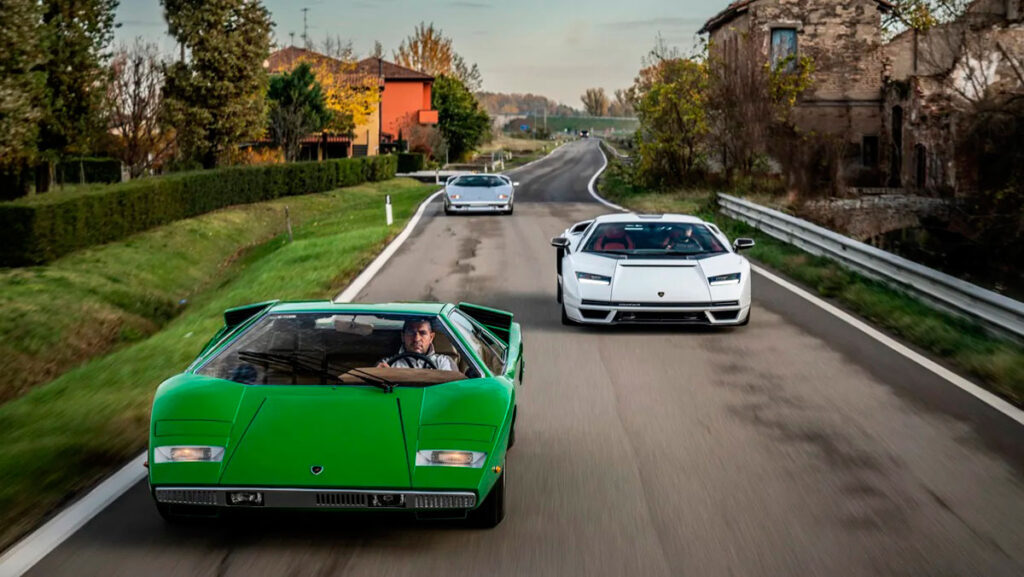 countach-lpi-800-fotos-carretera