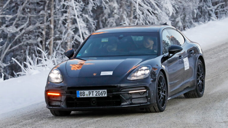 Porsche Panamera 1