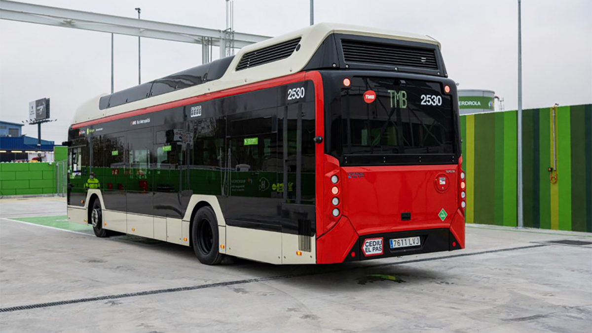 CaetanoBus H2 City Gold LHD: el primer autobús propulsado por hidrógeno llega a Barcelona