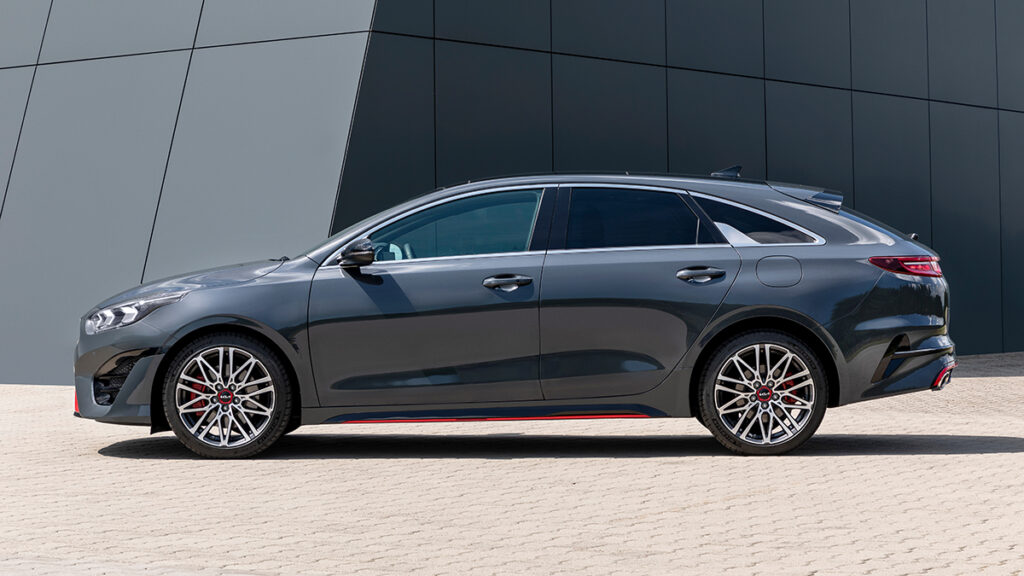 Kia Proceed 2022 perfil