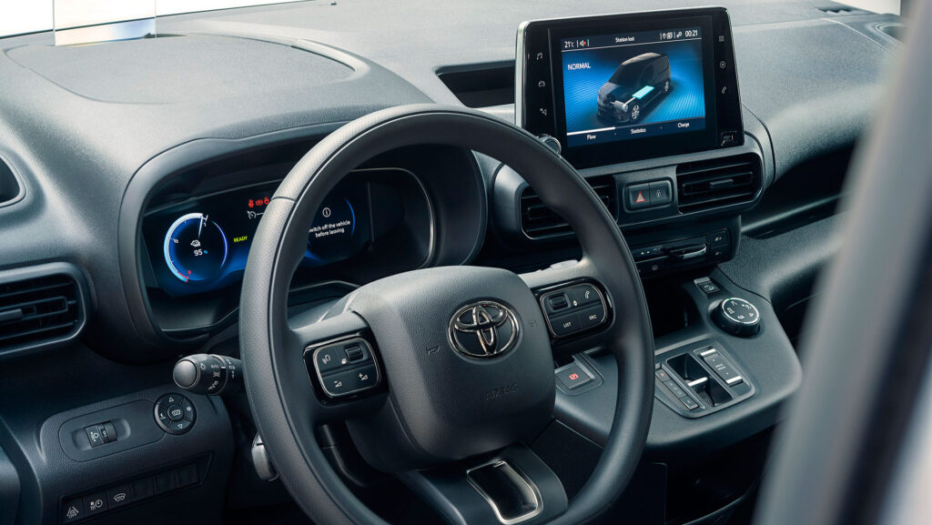 toyota-proace-city-electric-2022