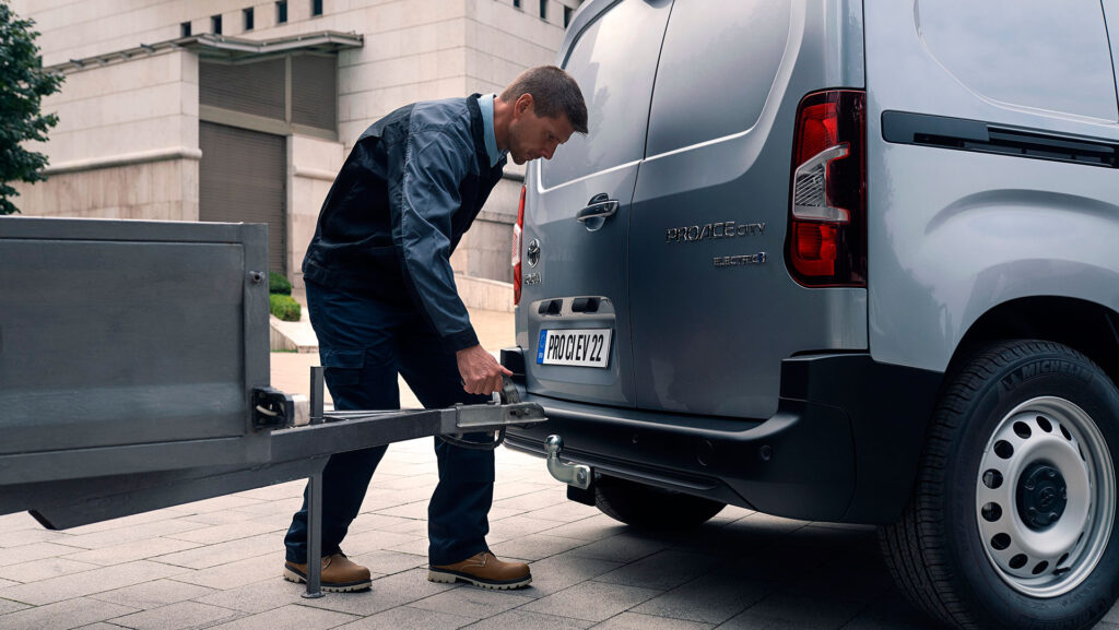 toyota-proace-city-electric-2022