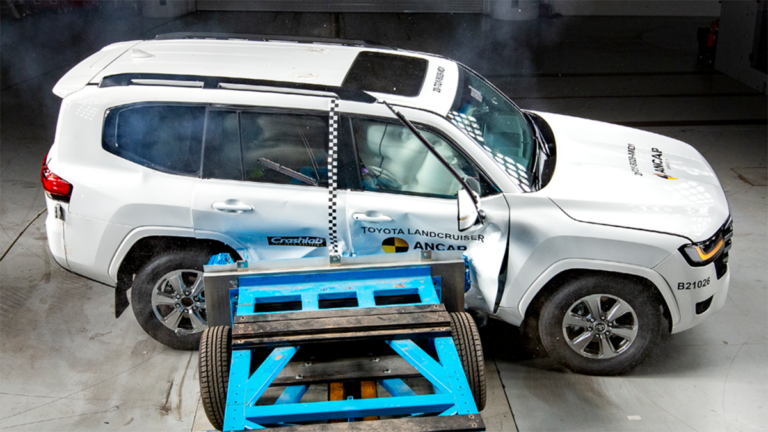 toyota land cruiser 2022 3