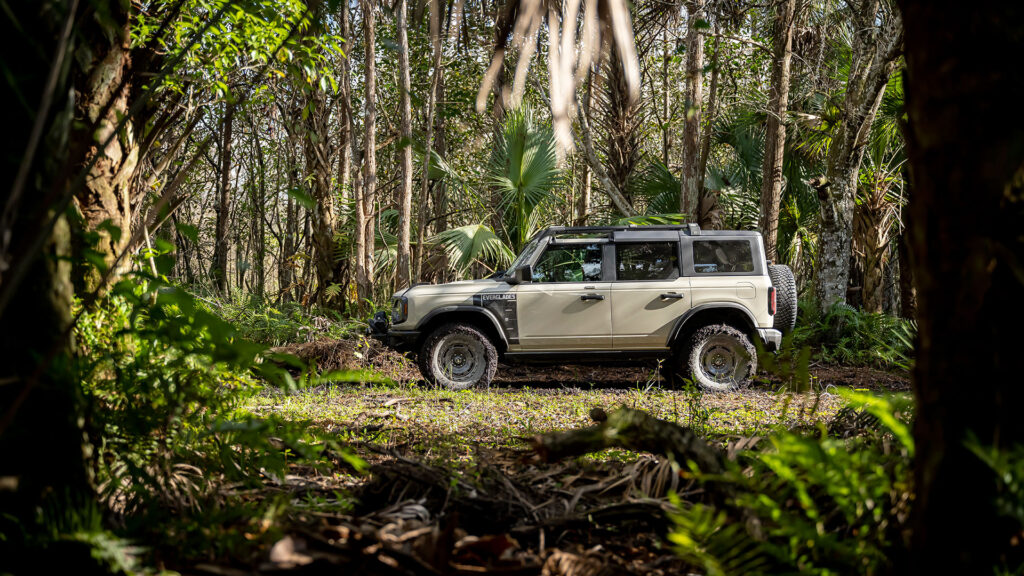 ford-bronco-everglades-2022