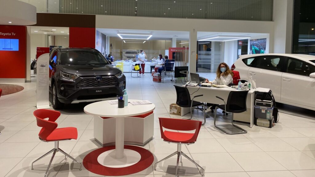 coches 2022 concesionario toyota