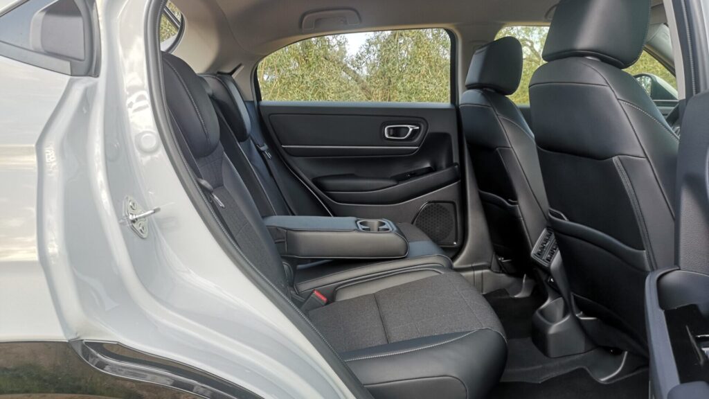 Honda HR-V 2023 magic seats