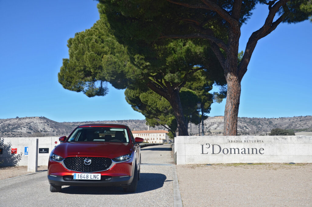Mazda CX30, olivos, viñedos y pueblos que abrazan el Duero