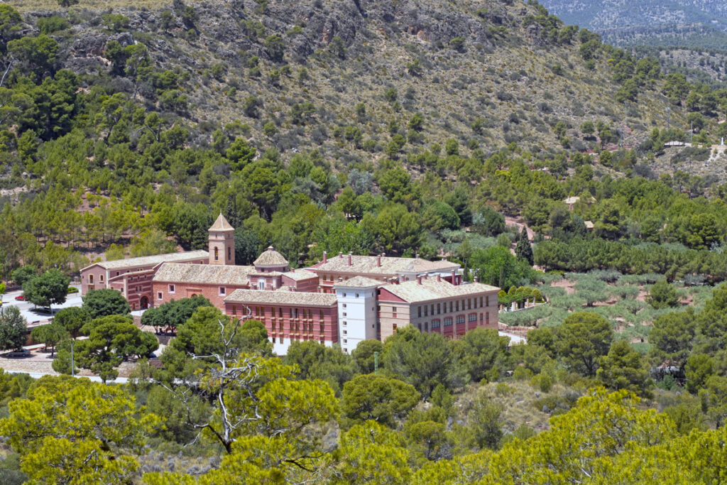 Toyota Proace Camper, Sierra de la Espuña, el corazón verde de Murcia, Totana, Monasterio Sta. Eulalia