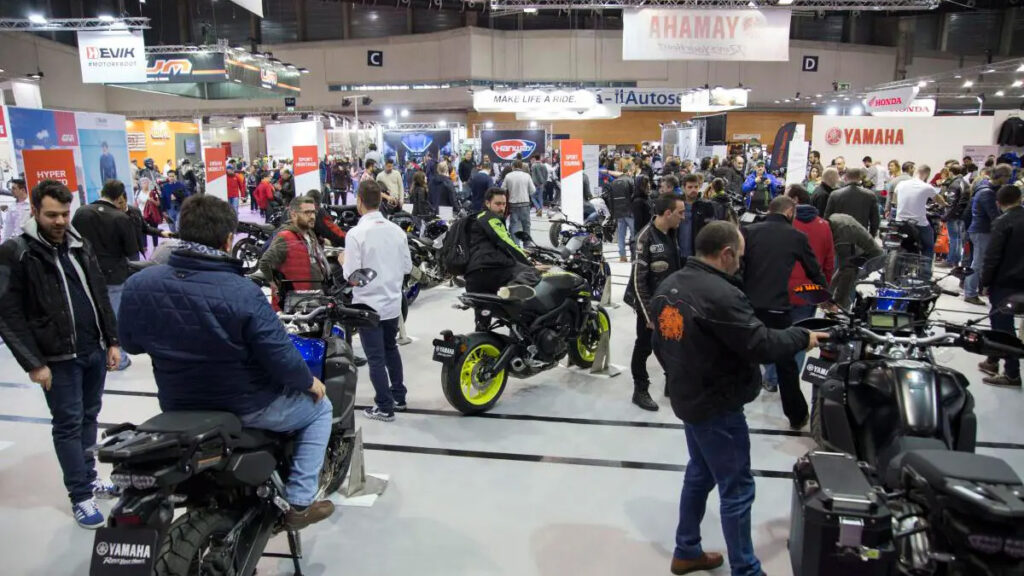 Salón Vive La Moto