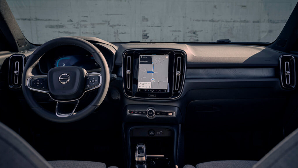 Este Volvo no sube de precio: XC40 2023 por menos de 30.000 euros 7 Volvo XC40 2023 oferta
