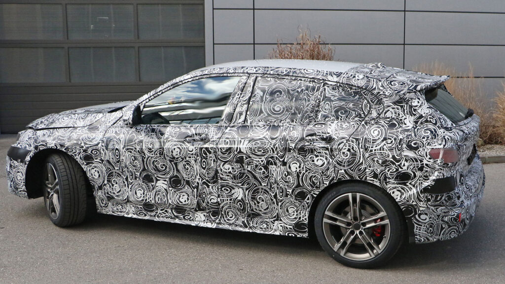 bmw-serie-1-facelift-2023
