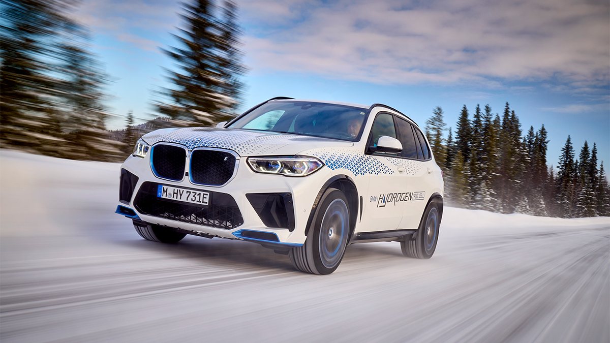 El nuevo BMW IX5 Hydrogen supera con éxito el programa de pruebas de invierno