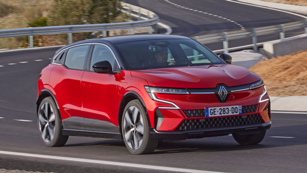 Renault Megane Electric Apertura