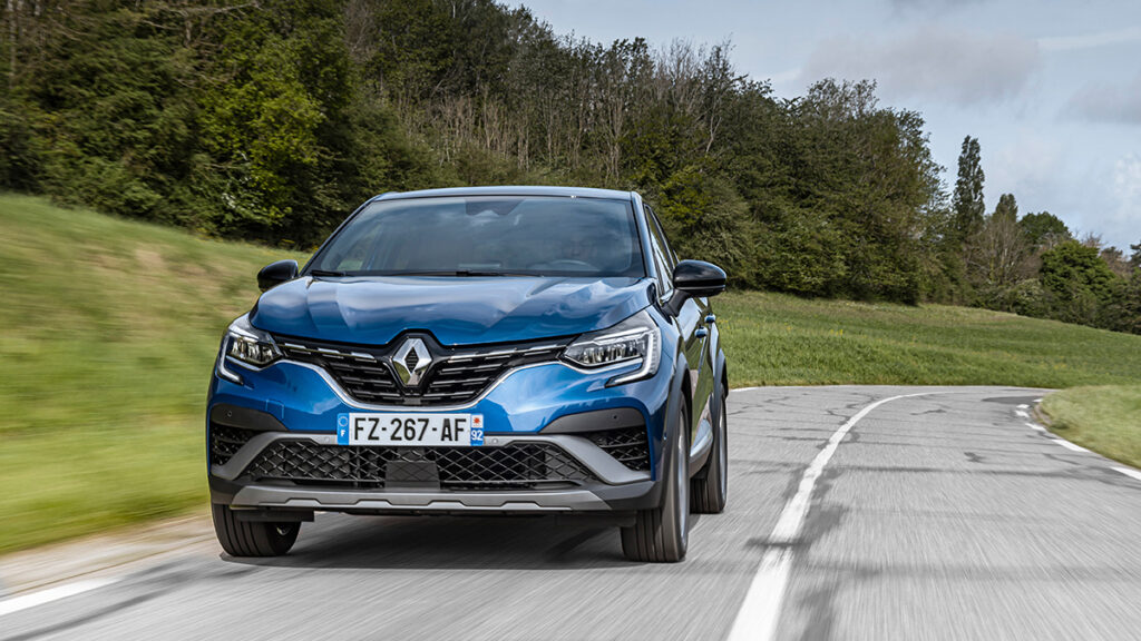 El Renault Captur E-Tech con motor híbrido de 145 CV y etiqueta ECO en oferta, por 129 euros al mes