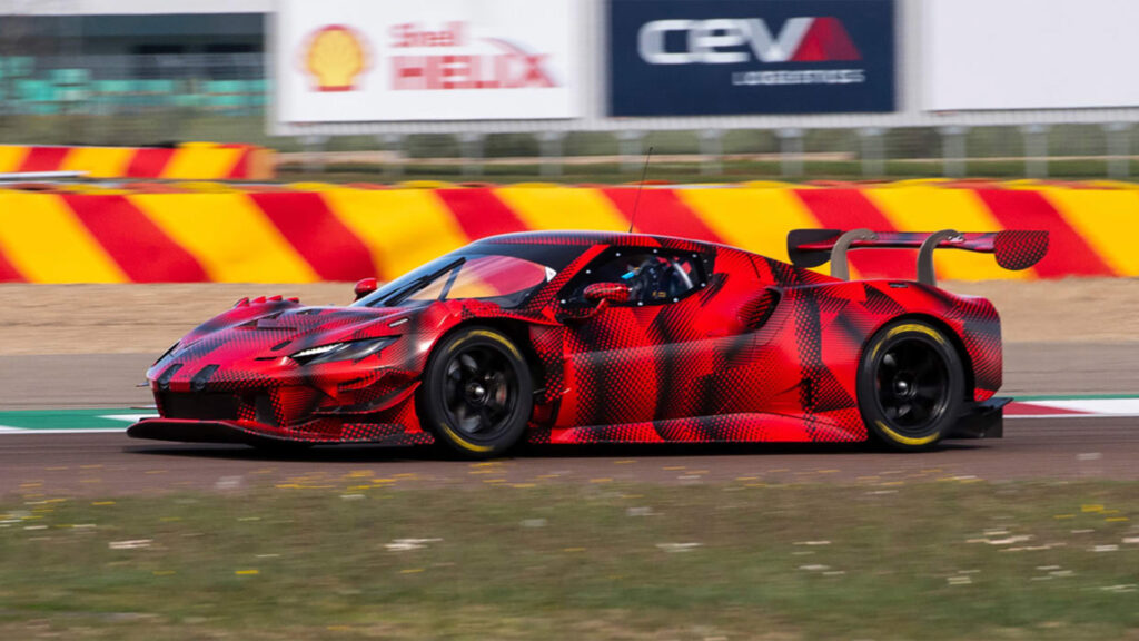 El nuevo Ferrari 296 GT3 completa sus primeros test en la pista de Fiorano