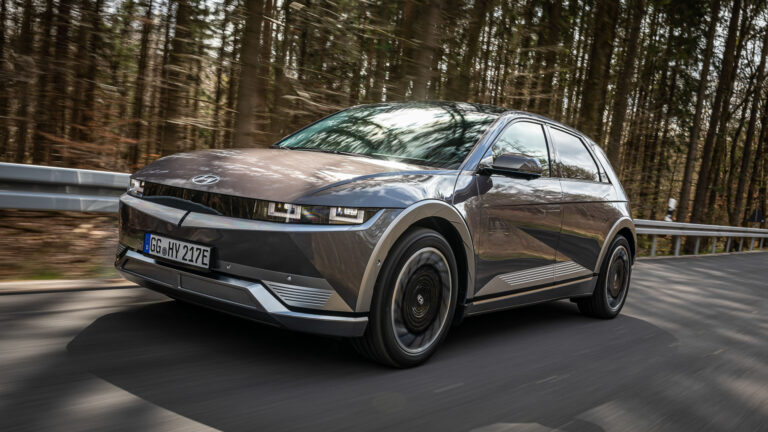 Hyundai IONIQ 5 – TRIPLE WIN – World Car of the Year EV and Design