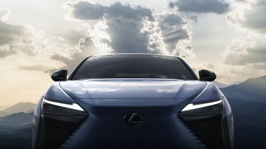 Ya conocemos la fecha de presentación del nuevo Lexus RZ 2022, el homólogo premium del Toyota bZ4X