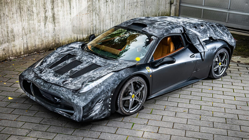 Sale a subasta uno de los prototipos de pruebas del Ferrari LaFerrari