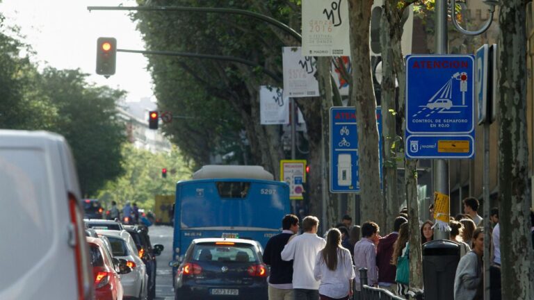semaforo foto rojo madrid