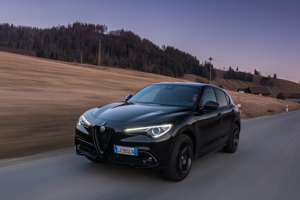 Alfa Romeo Stelvio Estrema