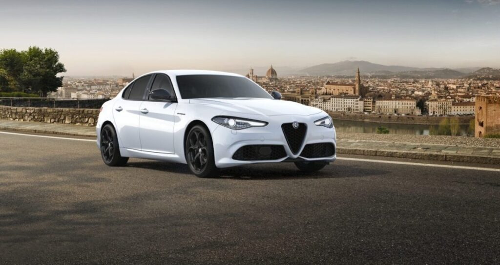 Alfa Romeo Giulia Estrema: precios