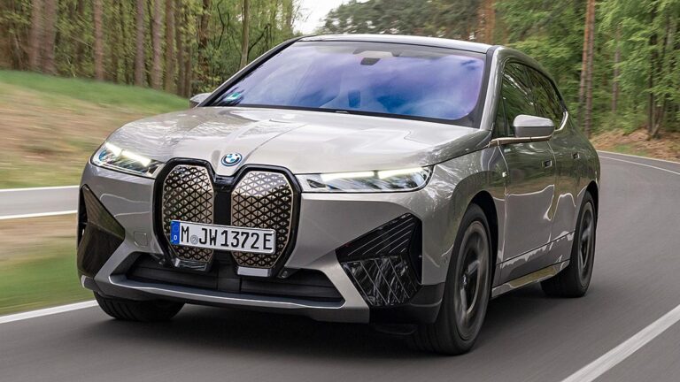 BMW iX M60 2022 010