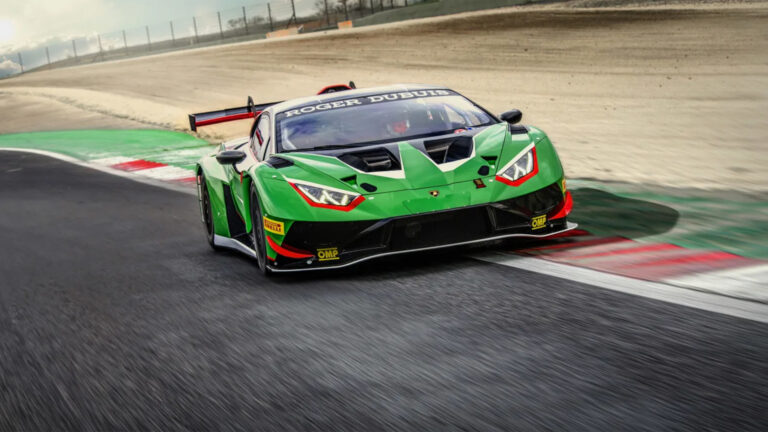 Lamborghini Squadra Corse Huracan GT3 EVO2 2