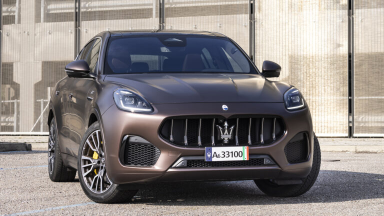 Maserati Grecale GT Bronzo Opaco 55