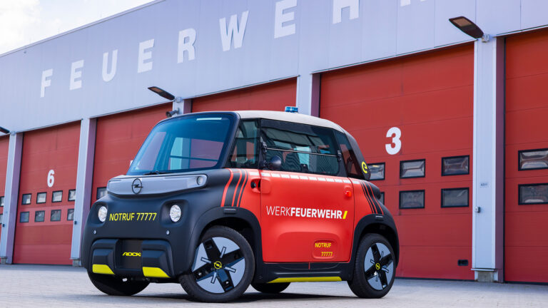 Opel Rocks e coche bomberos 4